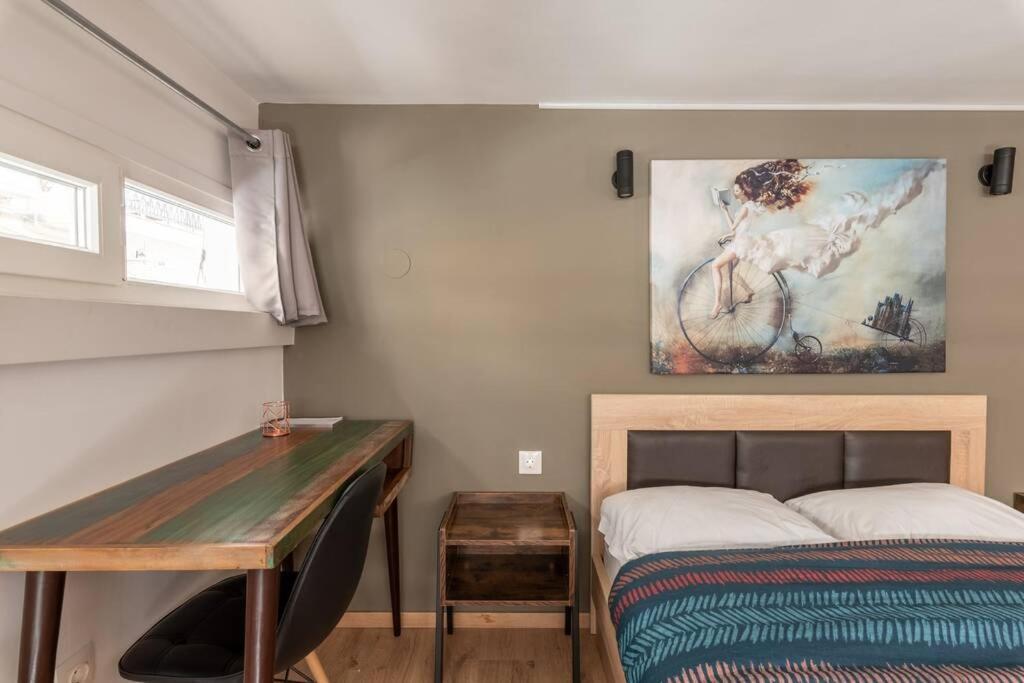 Industrial Loft Near Seaside W 200Mbps Apartment Tesalonika Bagian luar foto